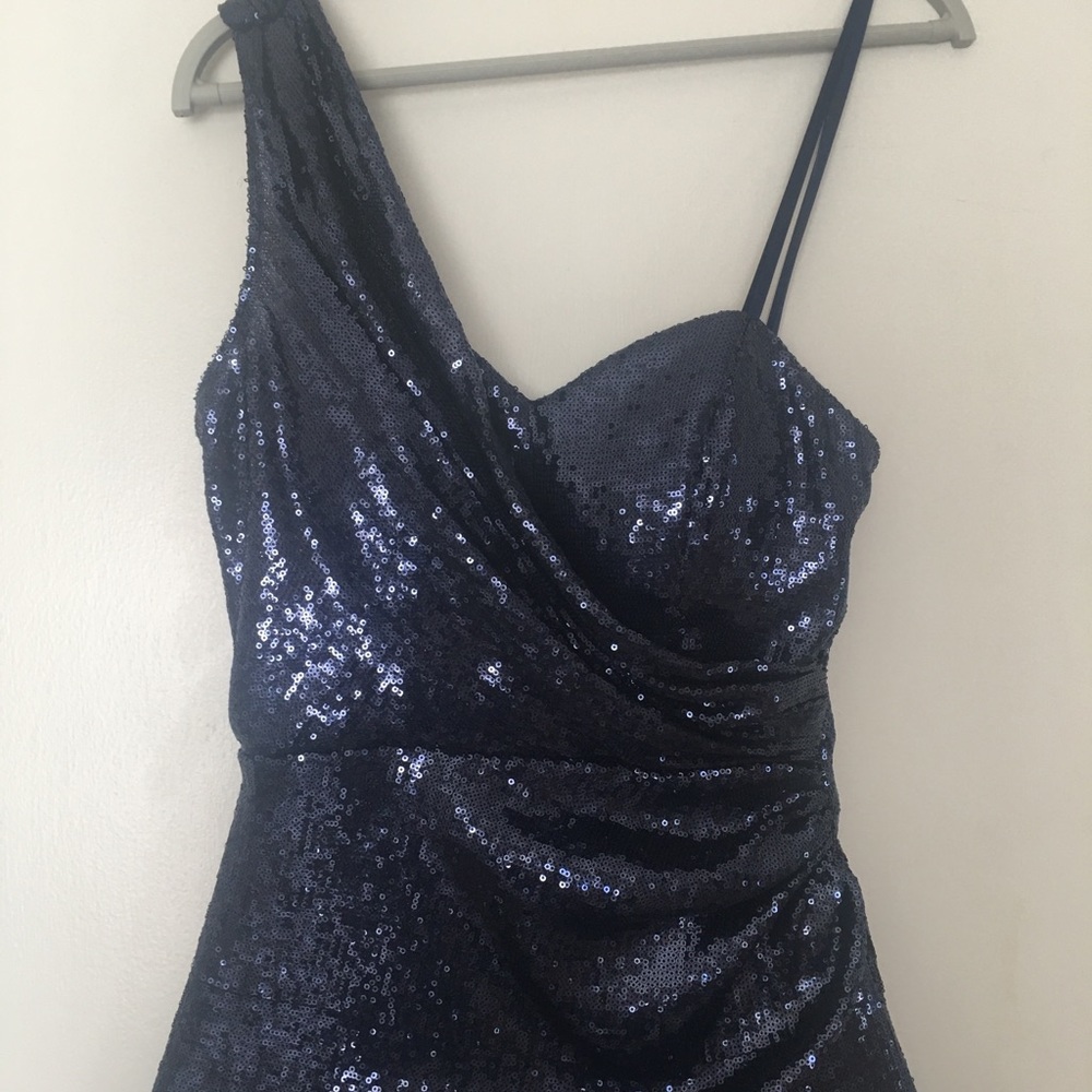 Sequins Blue one shoulder prom dress, size 4